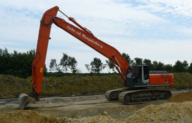 挖機(jī)加長(zhǎng)臂廠家、挖掘機(jī)加長(zhǎng)臂定做、挖掘機(jī)加長(zhǎng)臂改裝