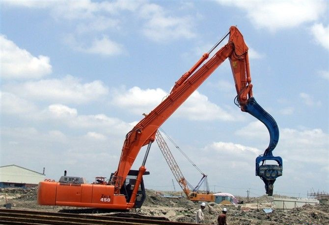 挖掘機打樁臂、打樁臂、打樁錘、挖掘機打樁臂廠家