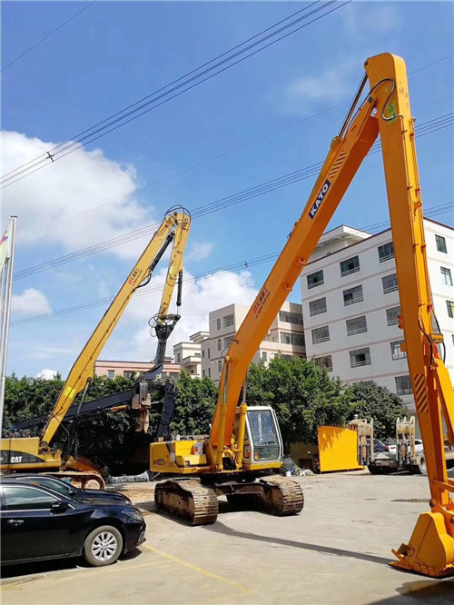 挖掘機(jī)加長臂.jpg